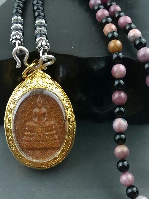 索通佛更是灵验,此佛牌一牌两面功,更加叫绝!