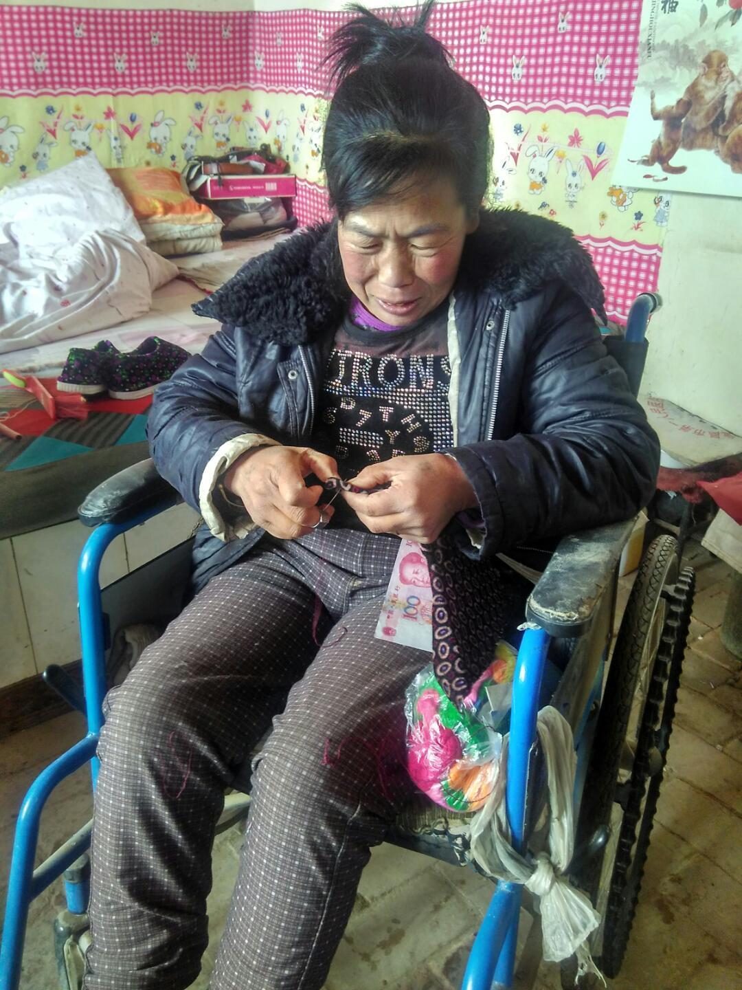 手工布鞋 鞋垫 农村残疾人妇女纯手工制作 只为助残脱贫