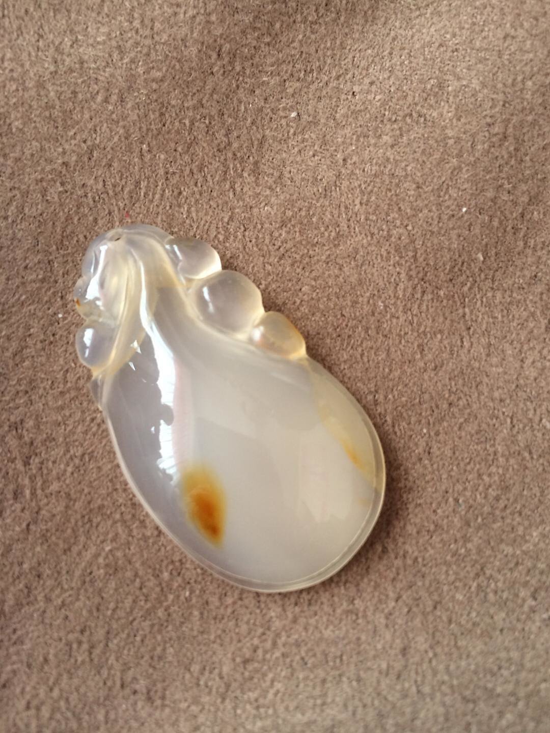 精品玉髓吊坠