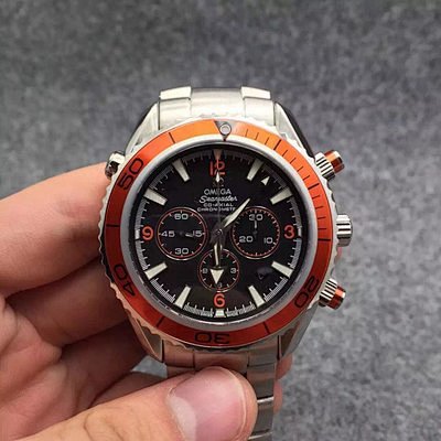 Omega Aqua Terra