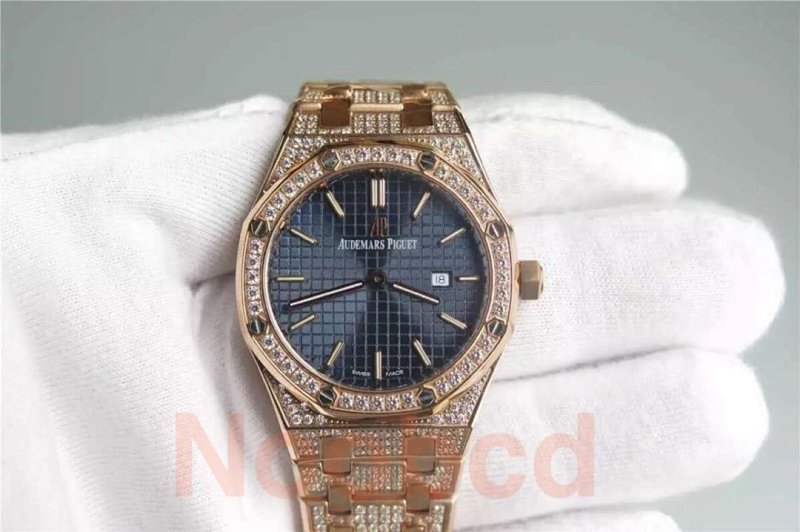 Watch from No. 8