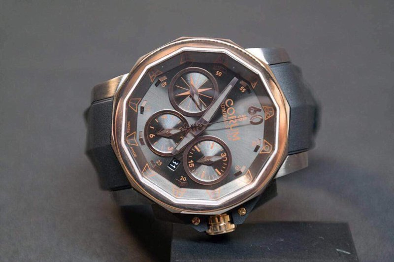 Corum Admiral's Cup Challenge 44 Black & Gold 753.691.83 ASIA7753