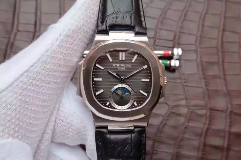 Watch from No. 8