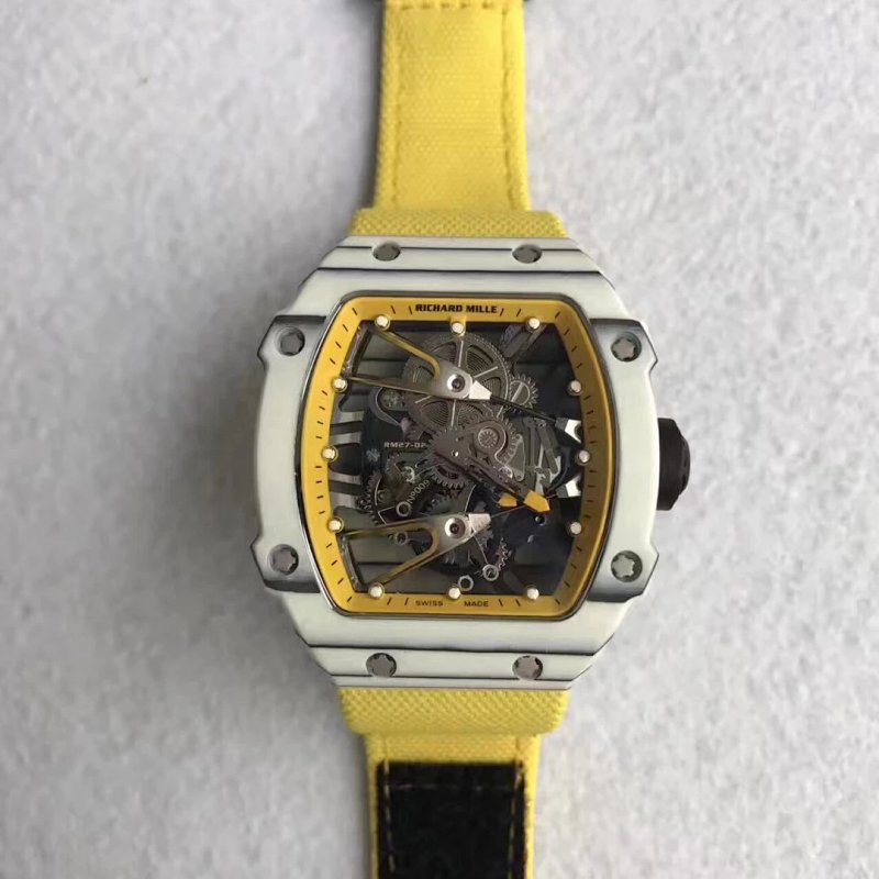 Watch from No. 8
