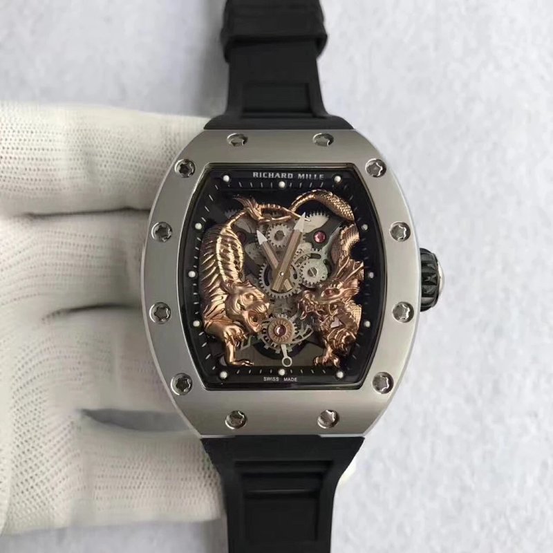 Watch from No. 8