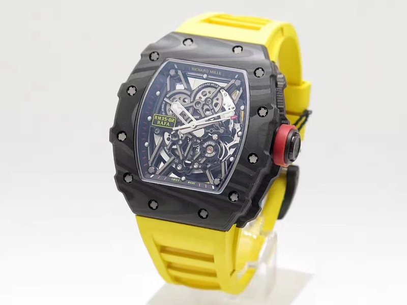 Herm 35-01 Rafael Nadal RMUL3 49.94 X 42.00 14.05