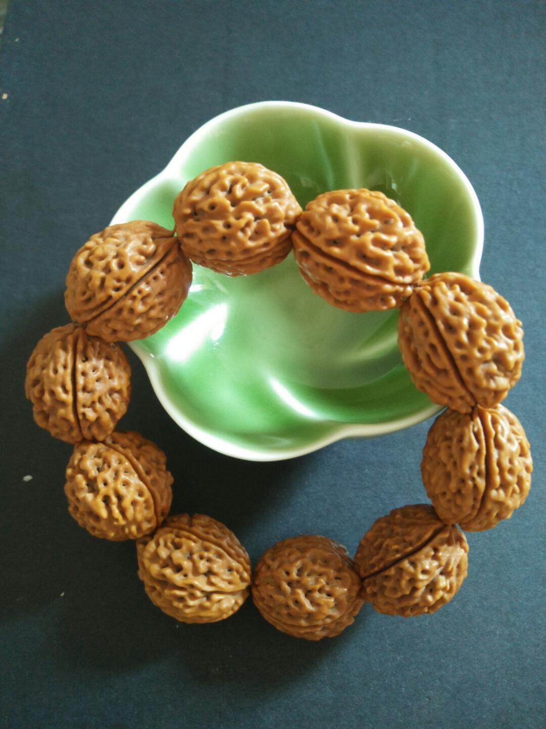 中越边境三瓣菩提子满肉连纹佛珠手链椭圆高密男士手串