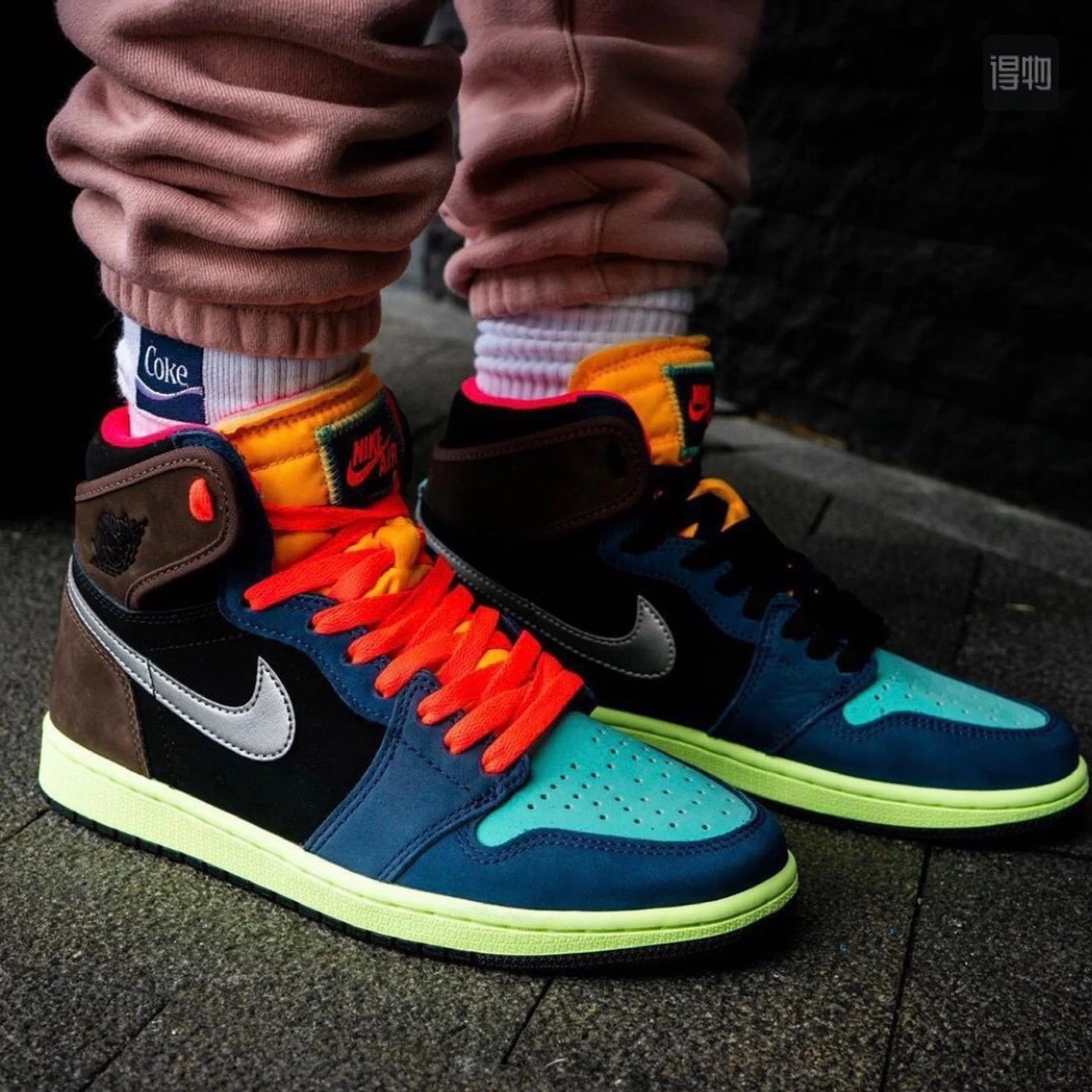 Air Jordan 1 High OG Bio Hack