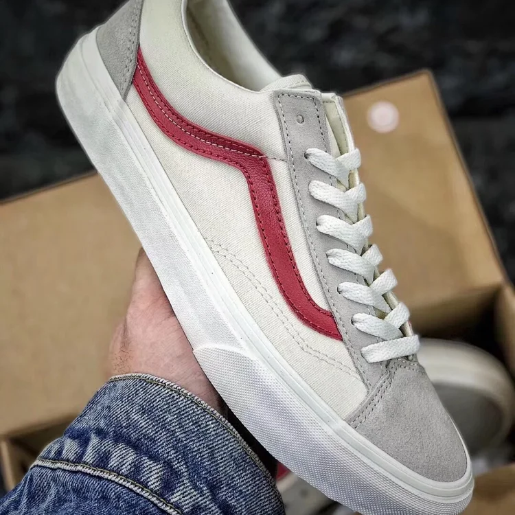 Vans Vault Og Style 36 Lx Marshmallow 经典硫化板鞋 米蓝红 18ss韩国限定 Vans Vault Og Style 36 Lx Marshmallow 经典硫化板鞋 米蓝红 18ss韩国限定