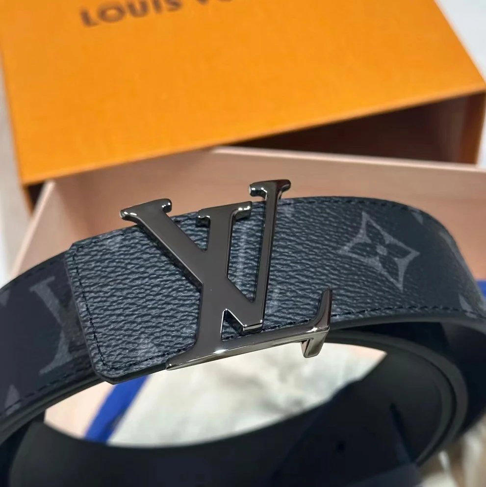 黑武士老花，黑色亮面扣（black clasp）