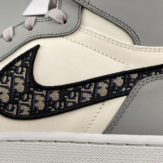 公司级纯原版Dior x NK SB Dunk Low 迪奥联名aj1高帮联名板鞋头