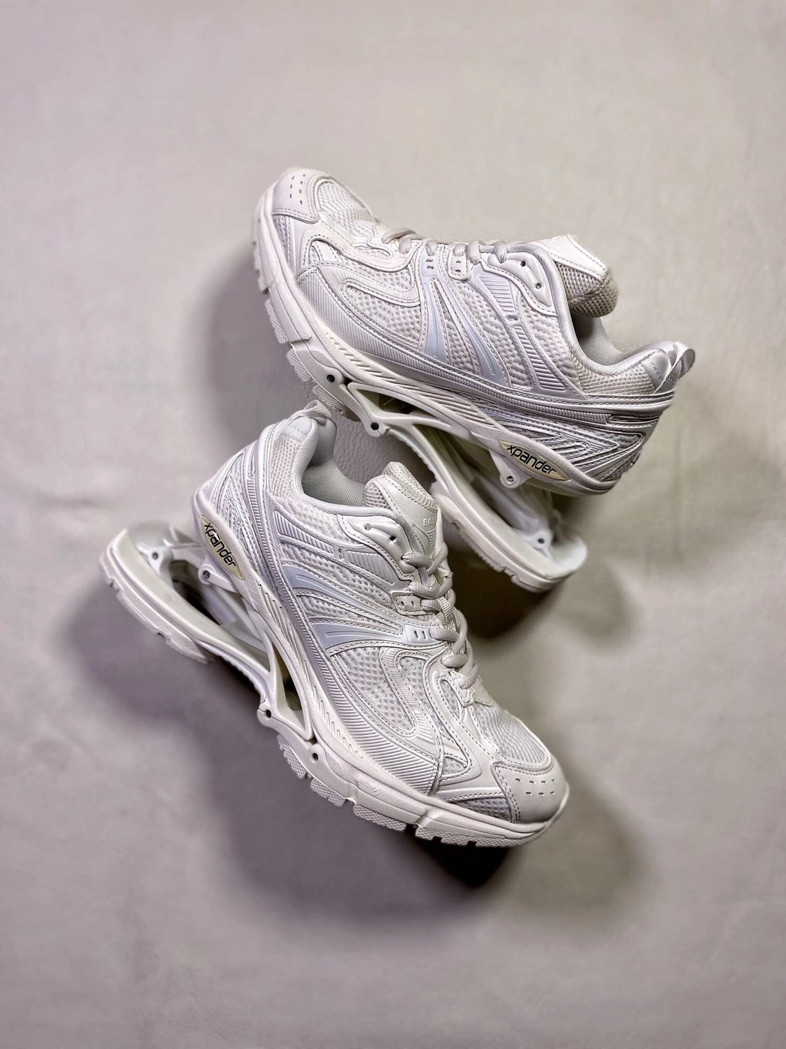 【灭世版本】BALENCIAGA巴黎世家BLCG新款X-Pander6.0低帮复古做旧悬浮弹簧鞋网眼布皮革拼接撞色旅游鞋透气休闲跑步运动鞋纯白配色男女情侣款XPANDER老爹鞋市面最强代购级别专柜品质