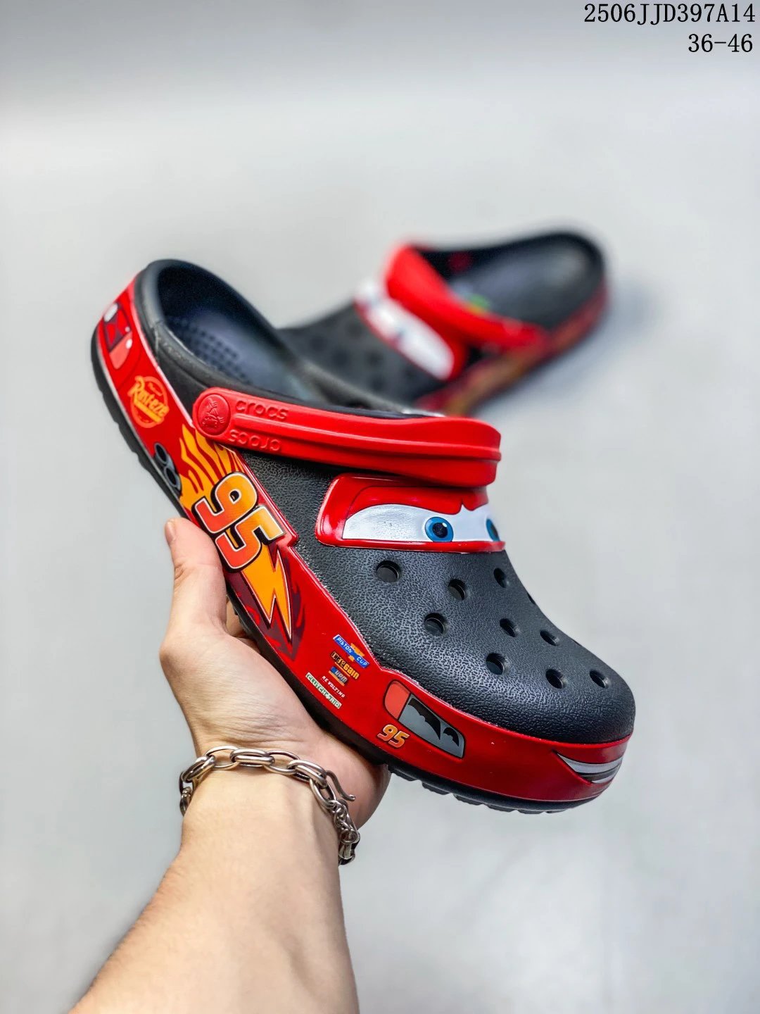 Crocs Classic Clog Disney Pixar Cars Lightning McQueen Edition