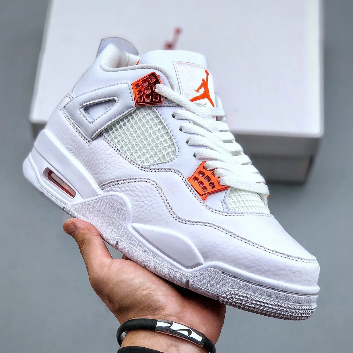 white red