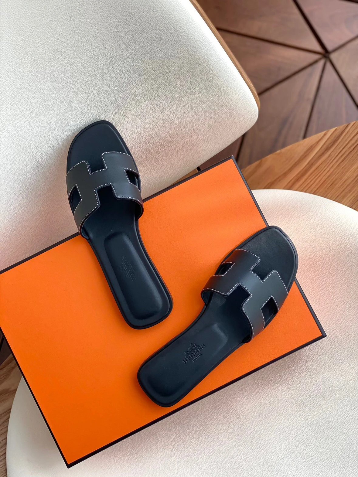 1057HMS Women Leather Slippers