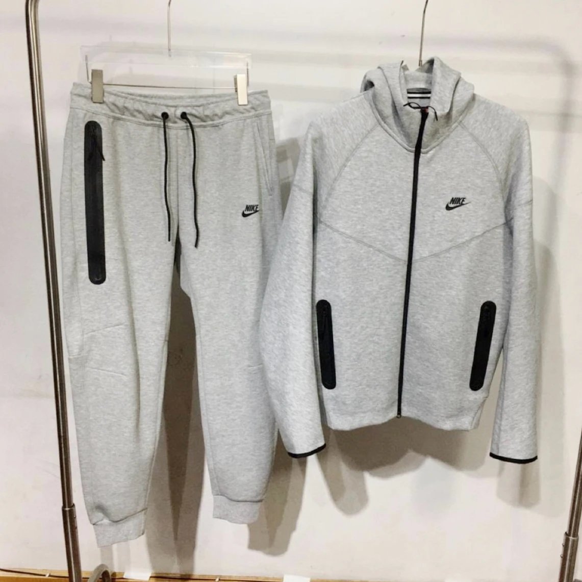 Windwalker Grey Set 2