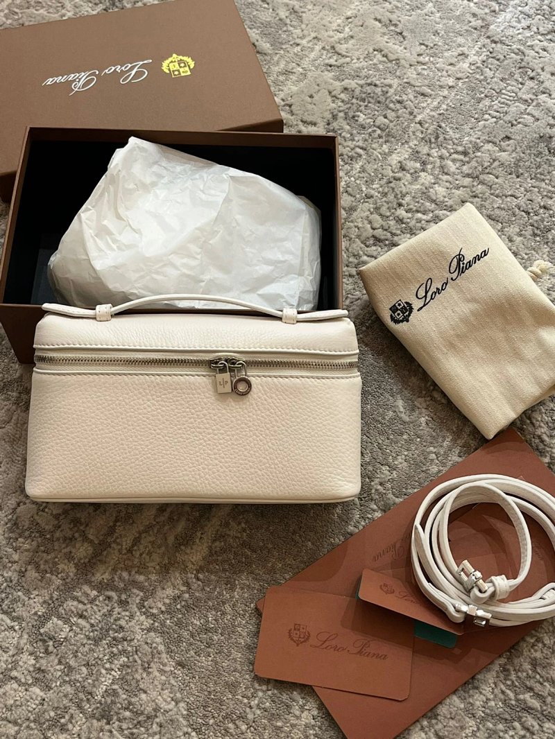 Crossbody bag from Bears