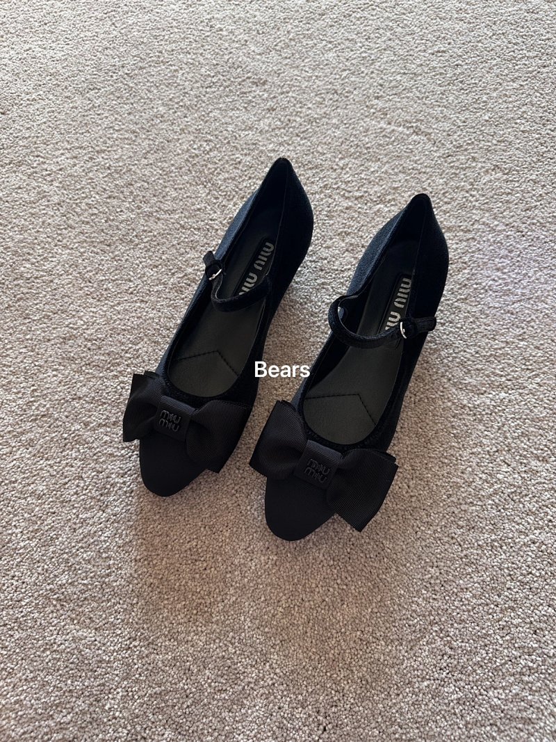 Shoes from Bears