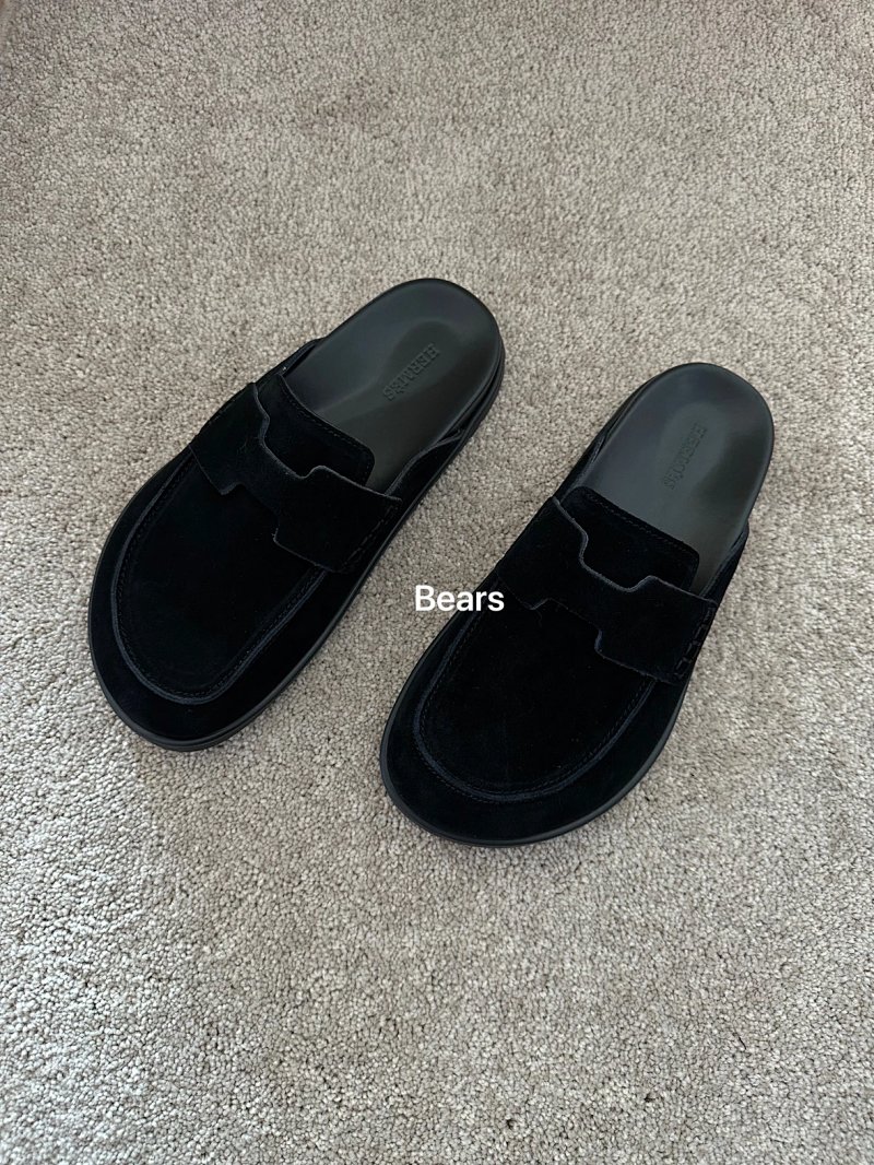 Shoes from Bears