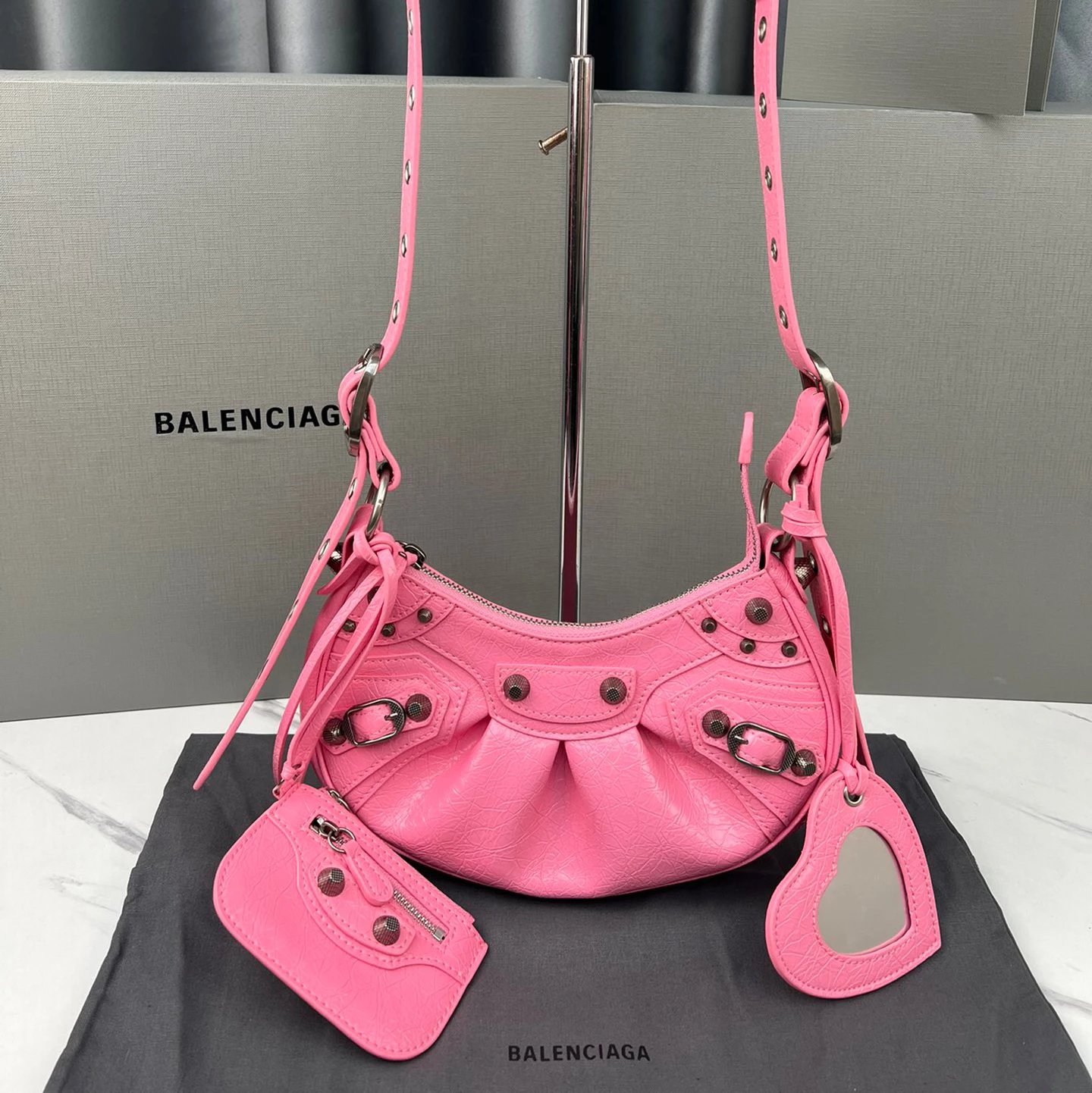 Balenciaga Le Cagole