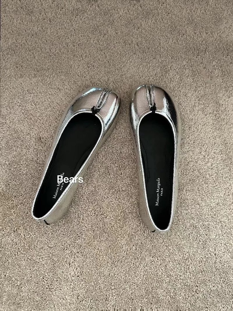 Shoes from Bears