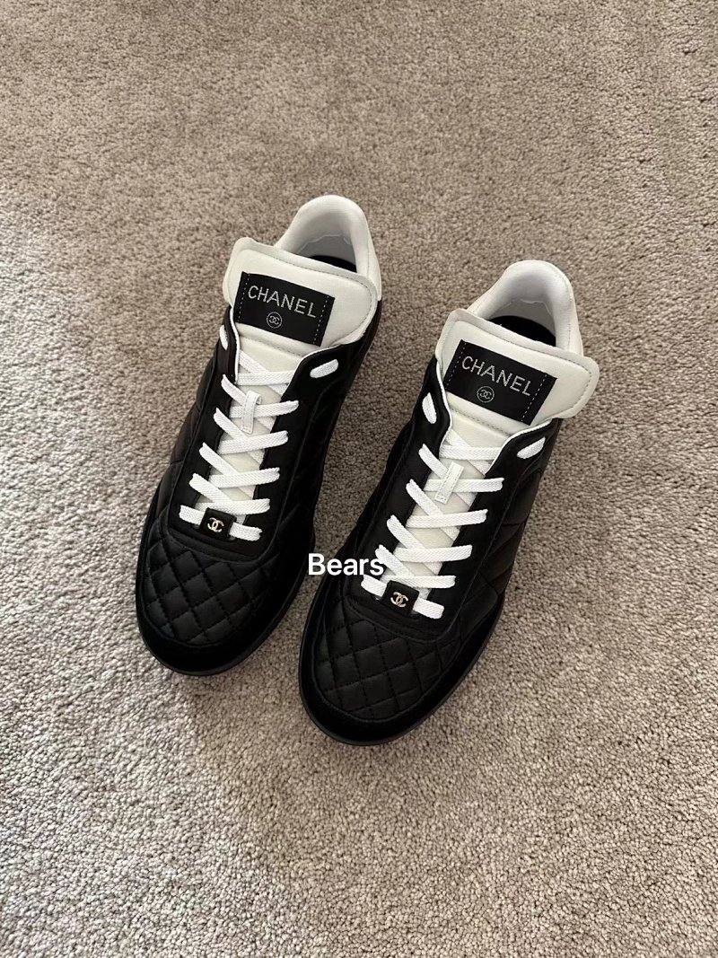 Shoes from Bears