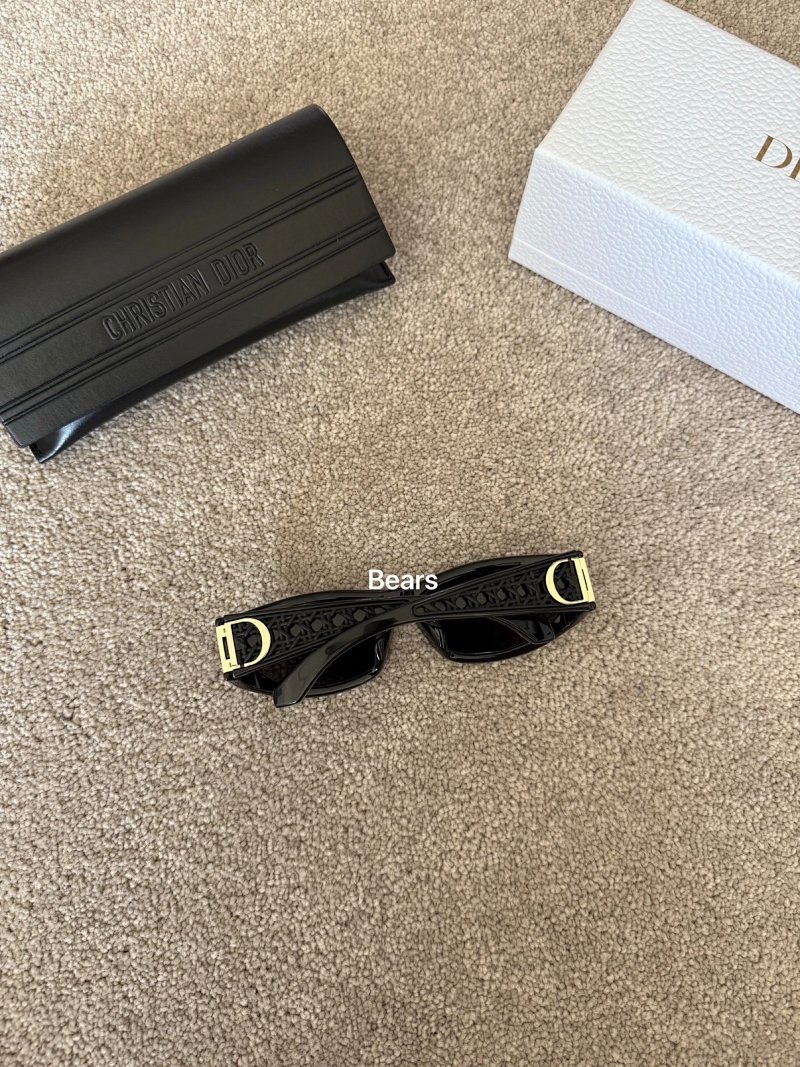 Glasses from Bears
