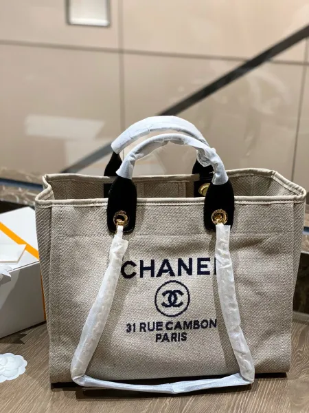 Chanel Deauville Tote Bag White Canvas with Black Logo - 32
