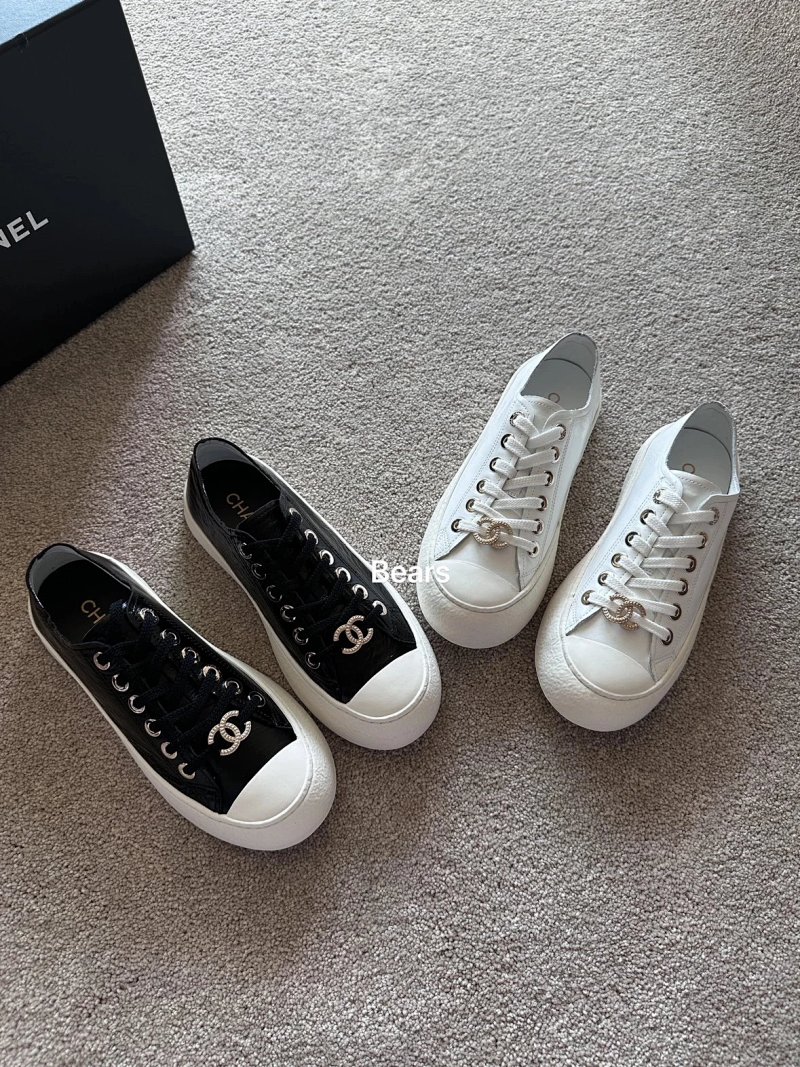 Shoes from Bears