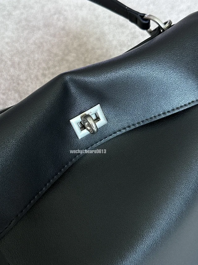 Balenciaga Shoulder Bags Rodeo bag with turn-lock closure product detail image 12