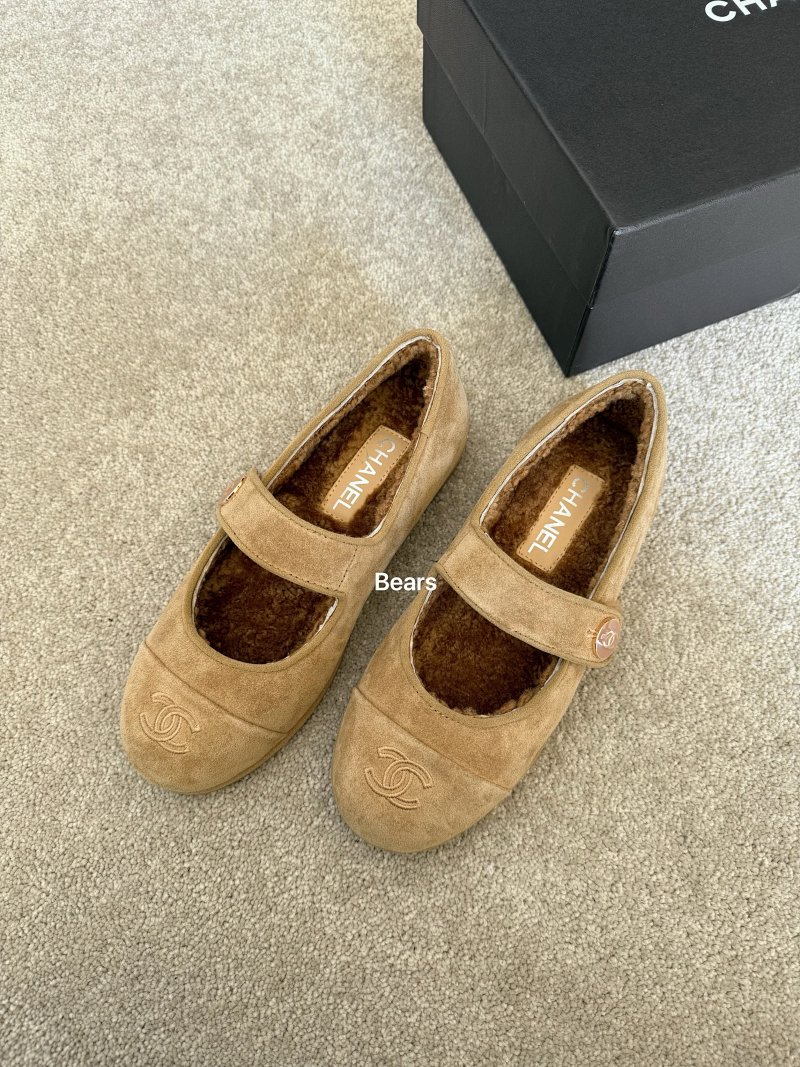 Shoes from Bears