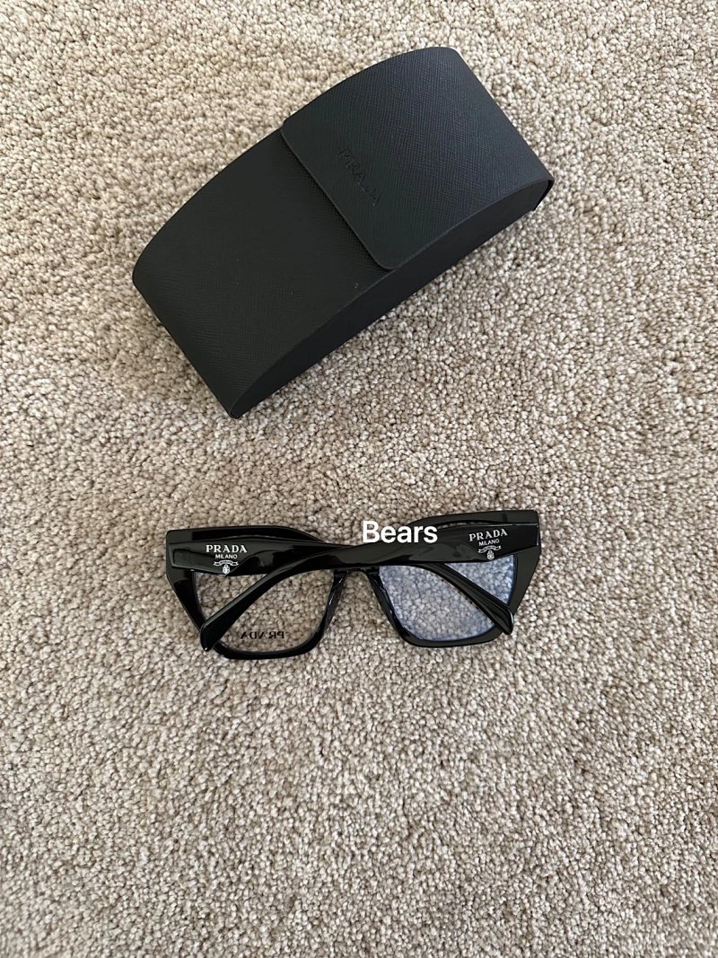 Bears Prada Pr18