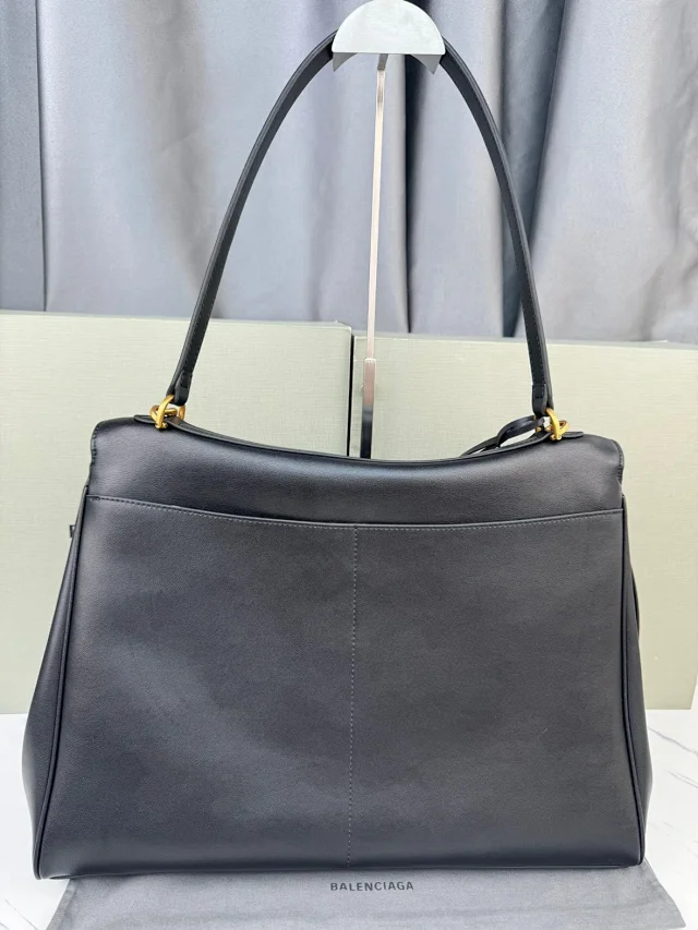 Balenciaga Shoulder Bags Rodeo bag with turn-lock closure product detail image 38