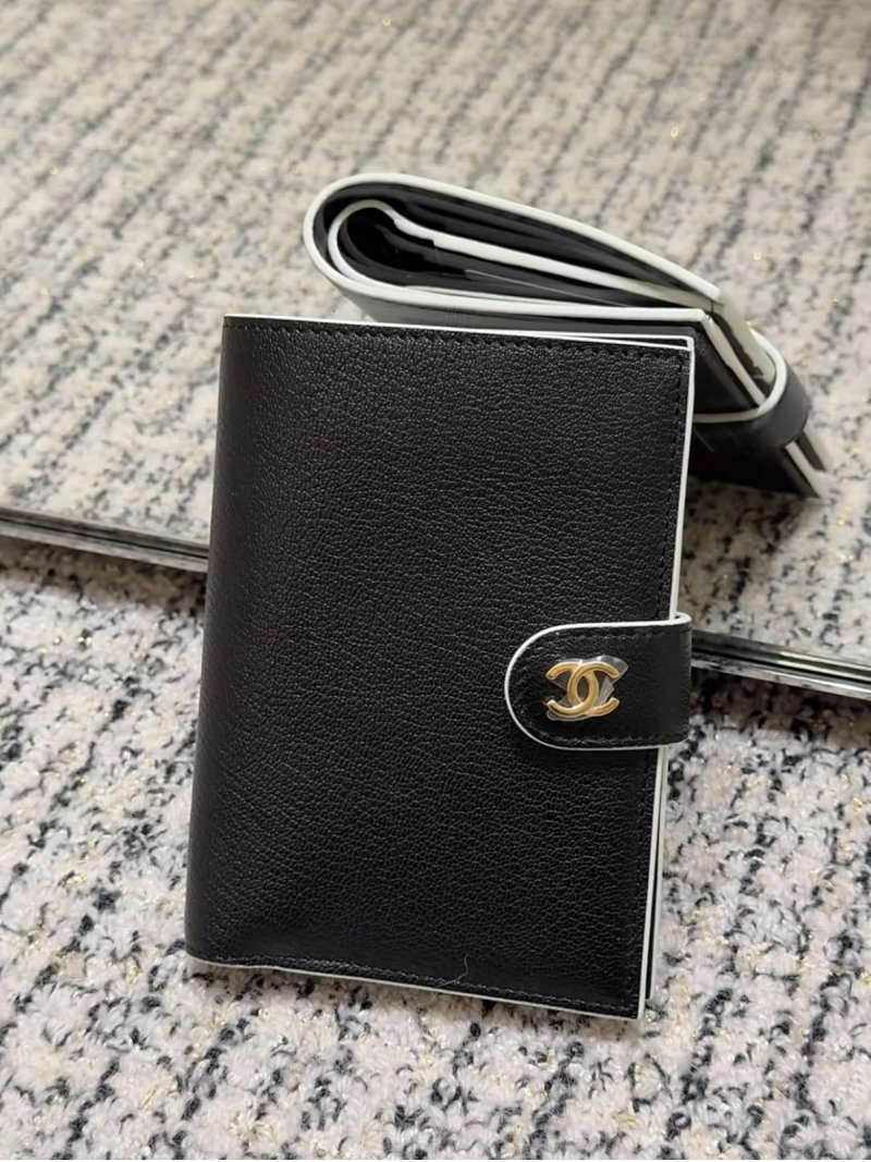 Card holder from Bears