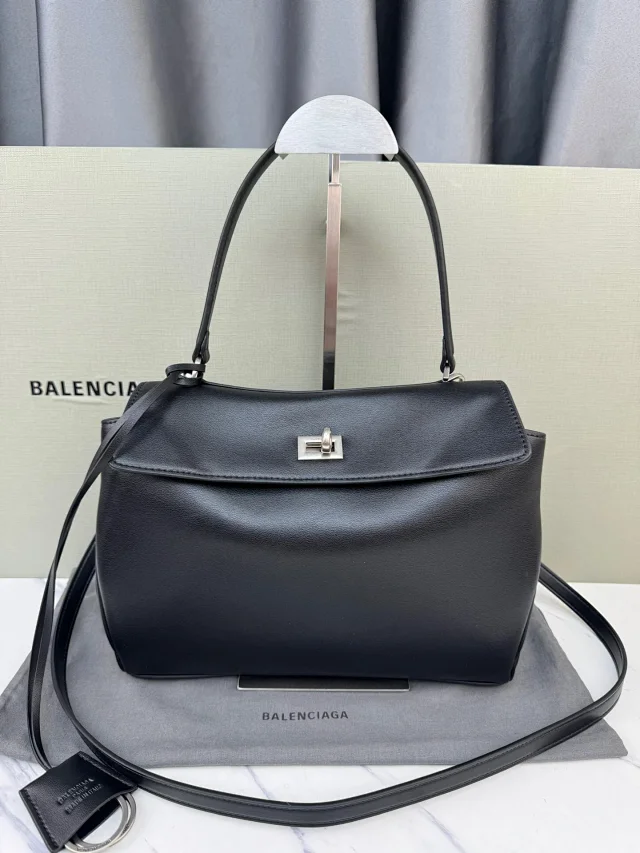 Balenciaga Shoulder Bags Rodeo bag with turn-lock closure product detail image 29