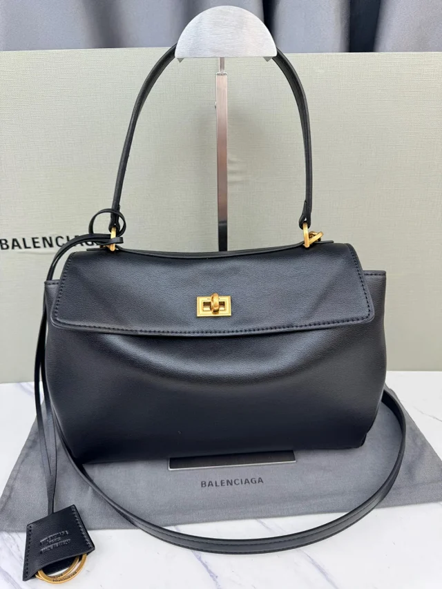 Balenciaga Shoulder Bags Rodeo bag with turn-lock closure product detail image 47