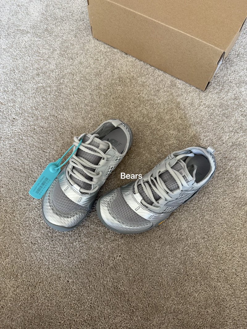 Shoes from Bears