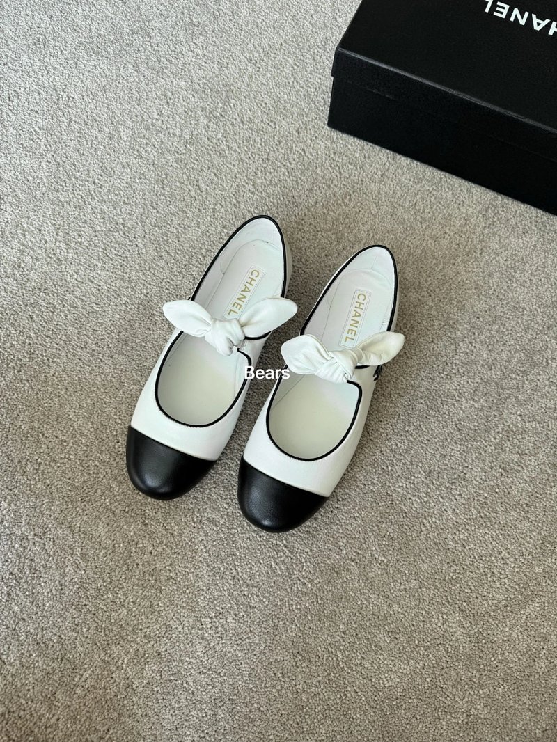 Shoes from Bears