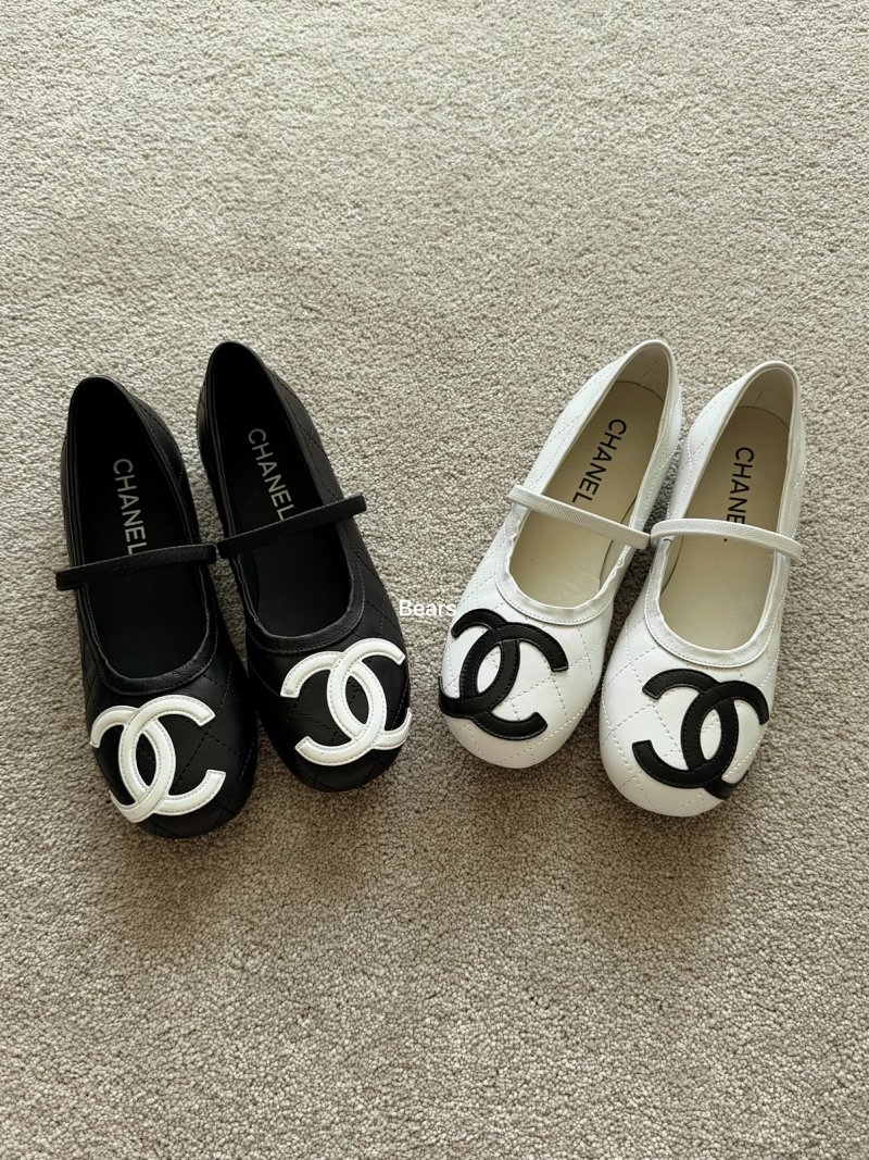 Shoes from Bears