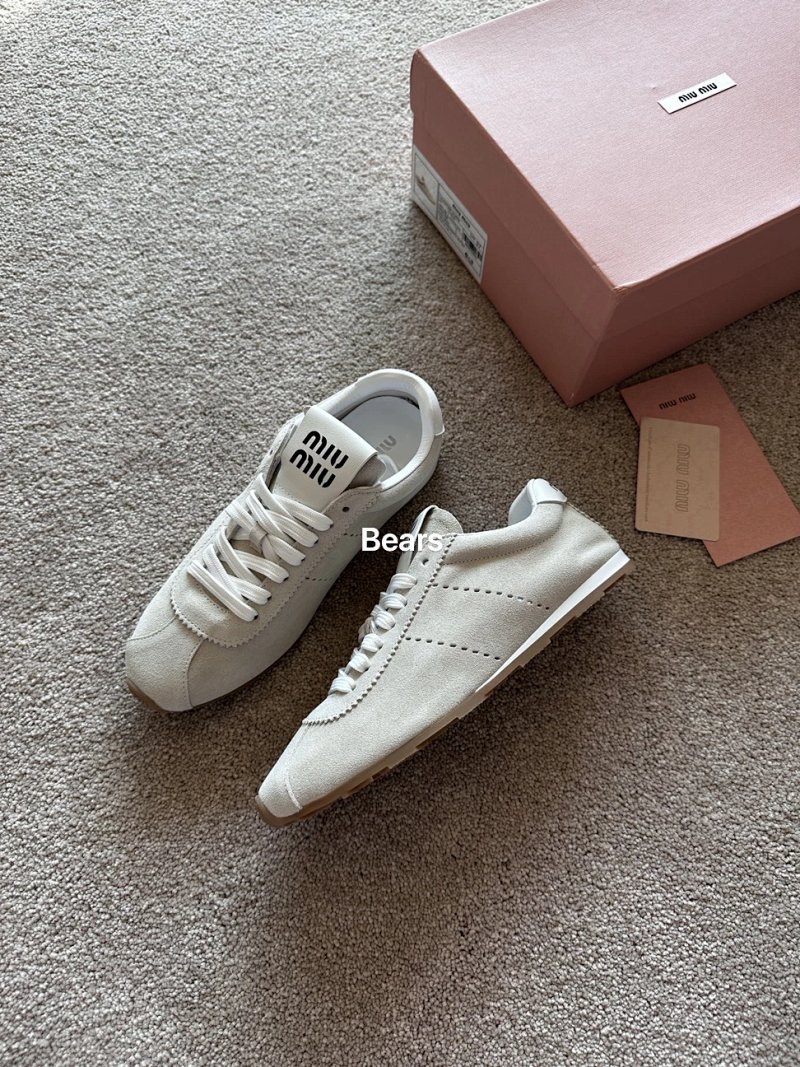 Shoes from Bears