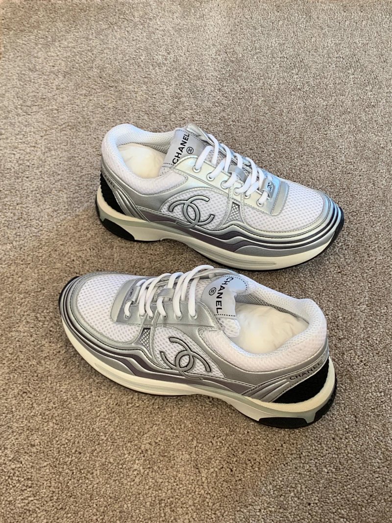 Sneakers from Bears