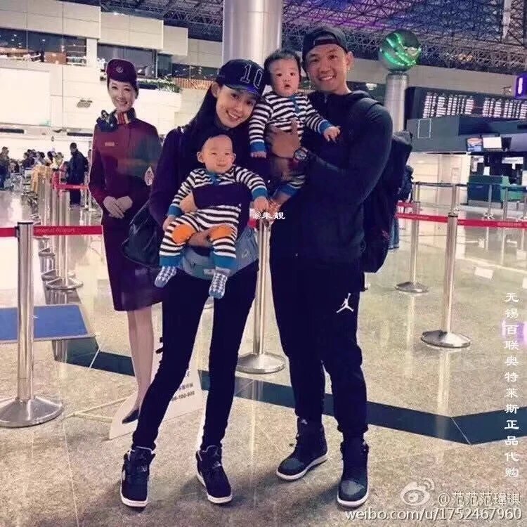 Air Jordan 小标​刺绣‎加绒长​裤