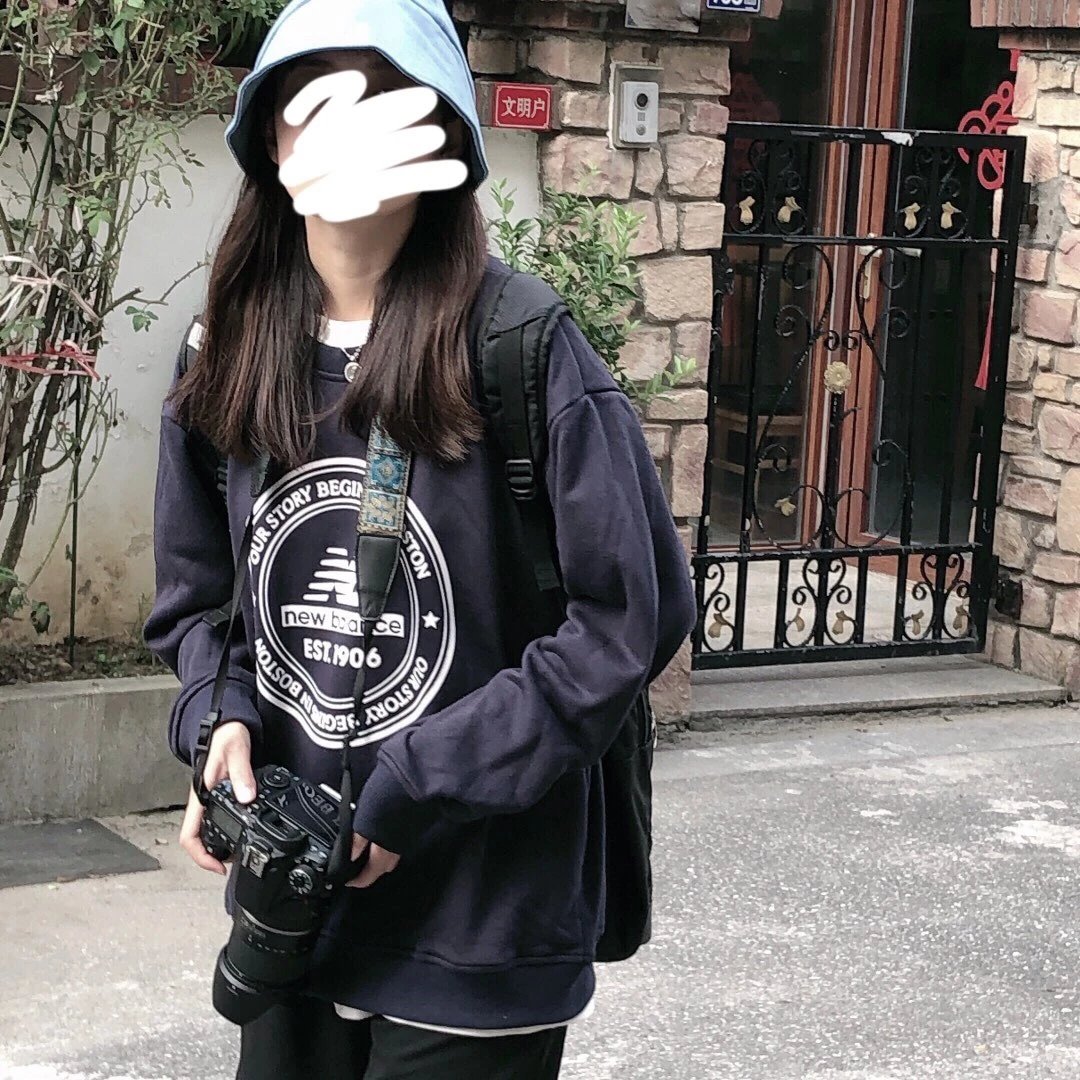New balance新百伦胸口​圆标纯‎棉毛圈‎圆领‎卫衣