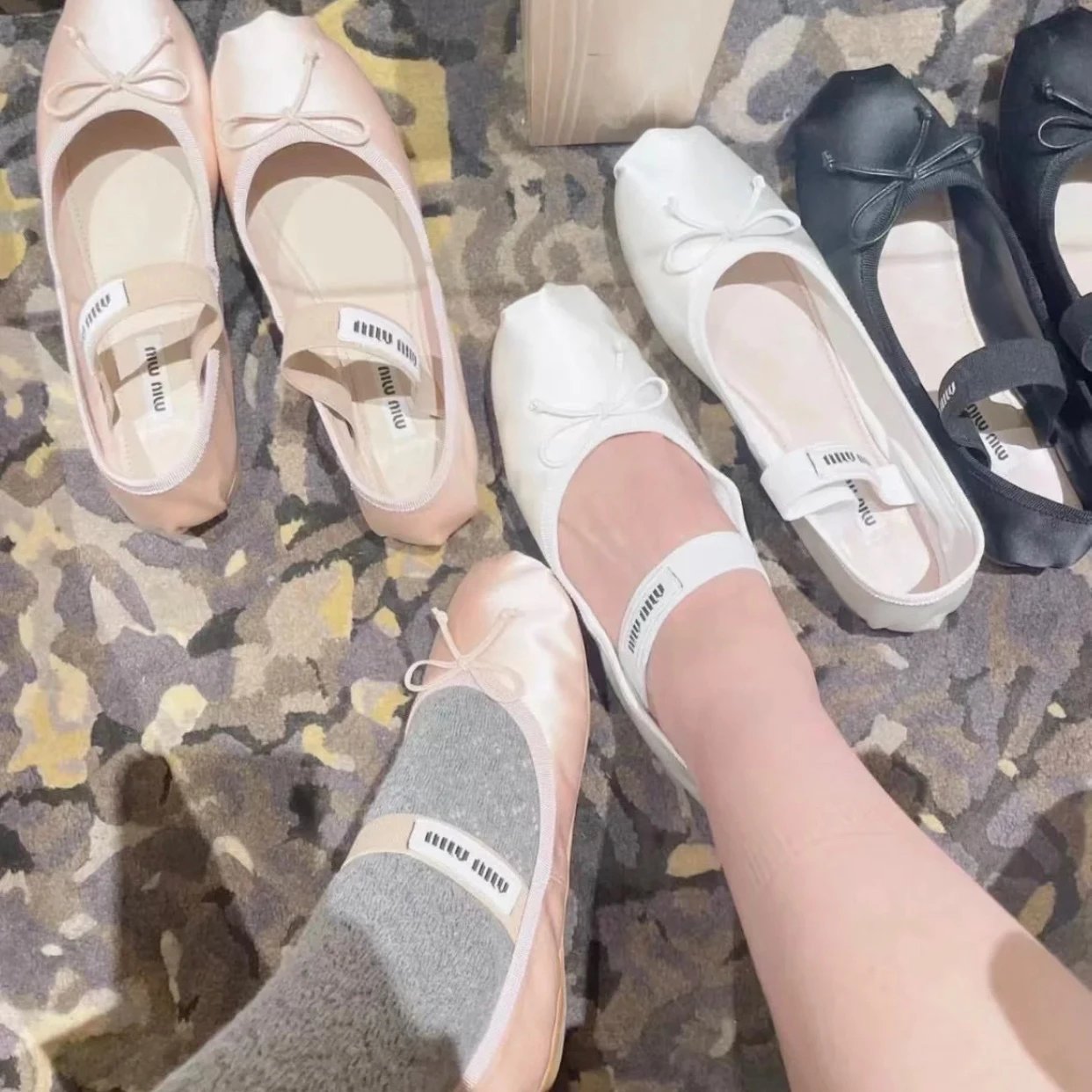 Miu Casual Shoes Bow Ballet Flats with Logo Elastic Strap image 4