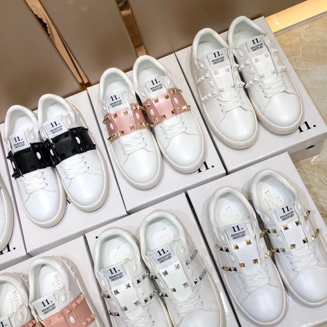 Valentino Garavani Sneakers Rockstud low-top lace-up image 3