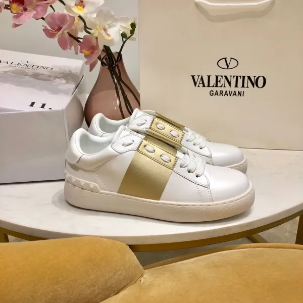 Valentino Rockstud Untitled White Leather Sneakers - 44