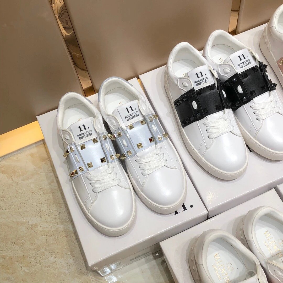 Valentino Garavani Sneakers Rockstud low-top lace-up image 4