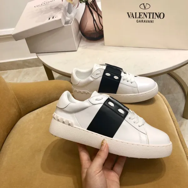 Valentino Rockstud Untitled White Leather Sneakers - 56