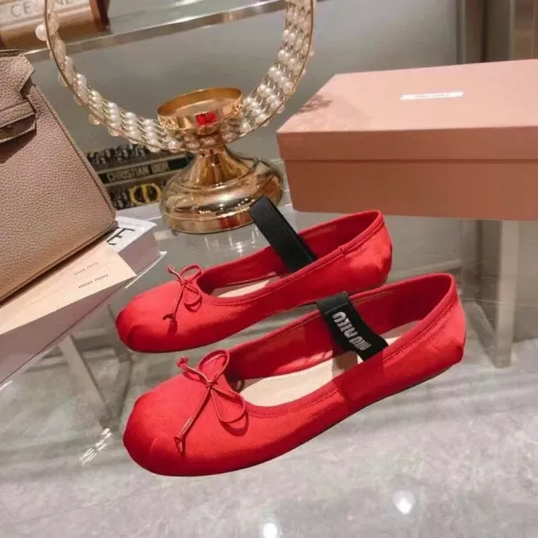 Miu Miu Ballet Flats Red Satin Bow Detail Shoes Casual Shoes - 1