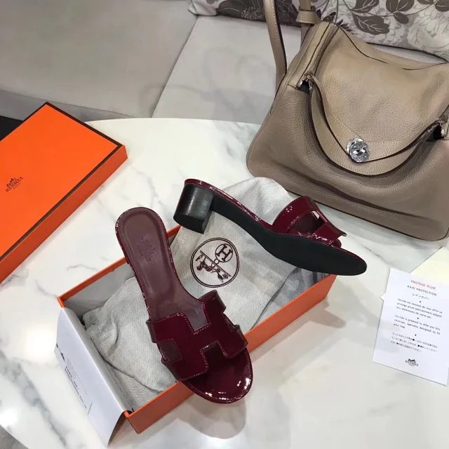 Hermès High Heels Oasis H-cutout block-heel mule sandals product detail image 24